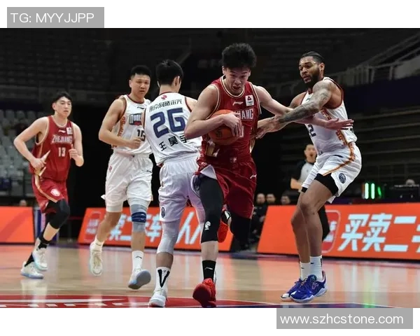 南京篮球队与上海篮球队赛后复盘探讨团队协作的成功与不足之处